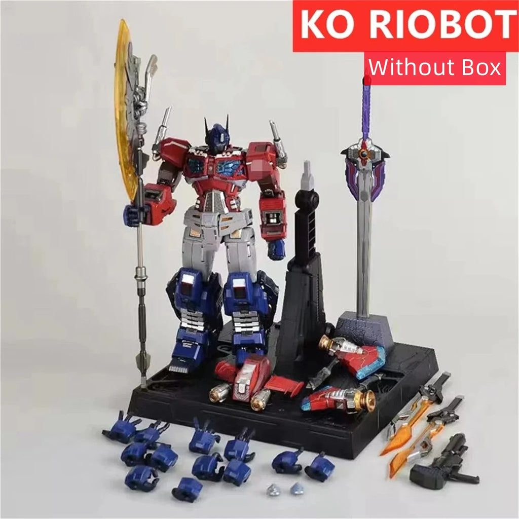 [In Stock] Mc Muscle Bear Ko Riobot OP Commander Transformation with A Modified Version of The Giant Ax Action Figure