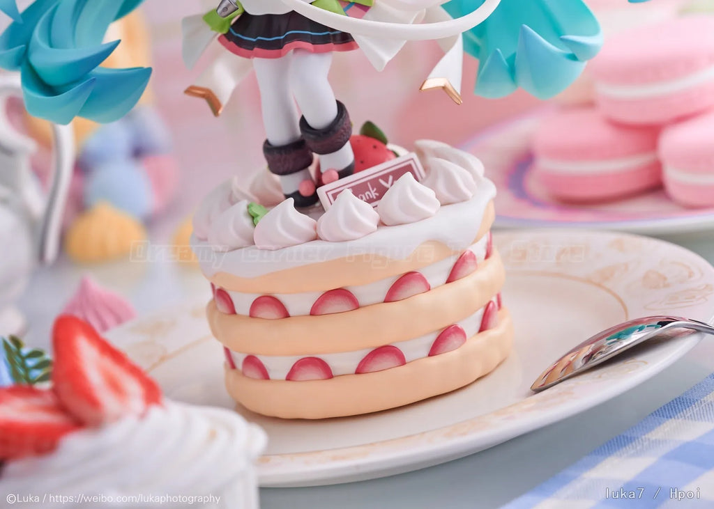 【In Stock】BEBOX Piapro Characters Hatsune Miku 39 Yan Ye Ver Figure Toy Ornament