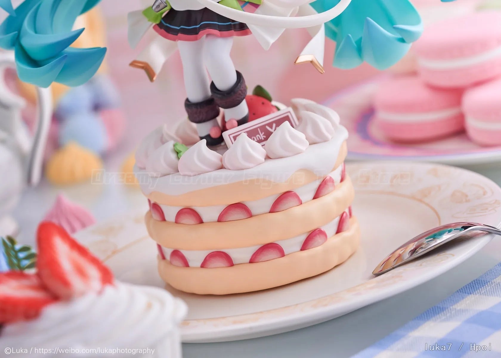 【In Stock】BEBOX Piapro Characters Hatsune Miku 39 Yan Ye Ver Figure Toy Ornament