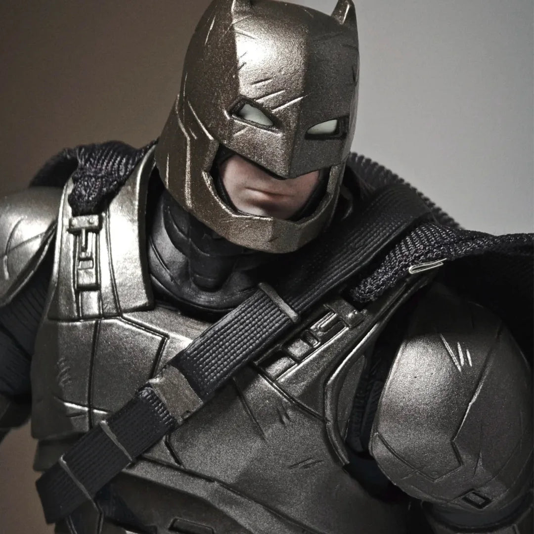 Genuine FondJoy Batman - Armored Edition Action Figure Toys Movable Model Boys Gift Fans Collection Batman v Superman Series
