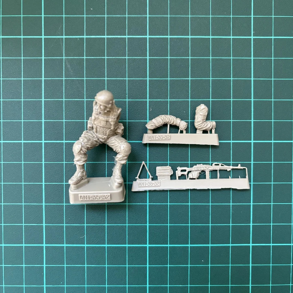 1/35 Resin unpainted model kit, military theme, Russian Special Forces unassembled and unpainted GK