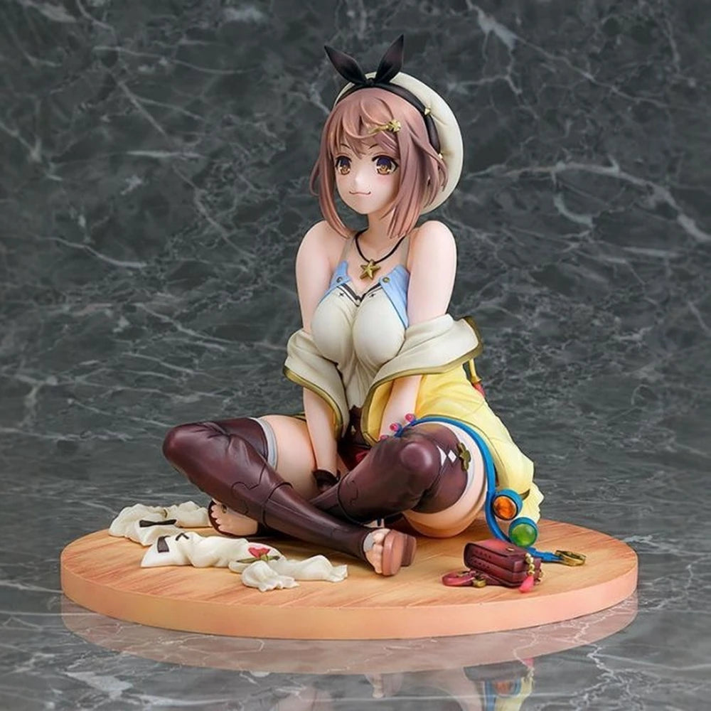 16CM Anime Atelier Ryza Figure Tokoyami no Joou to Himitsu no Kakurega Reisalin Stout 1/6 Sitting Model Toy Doll