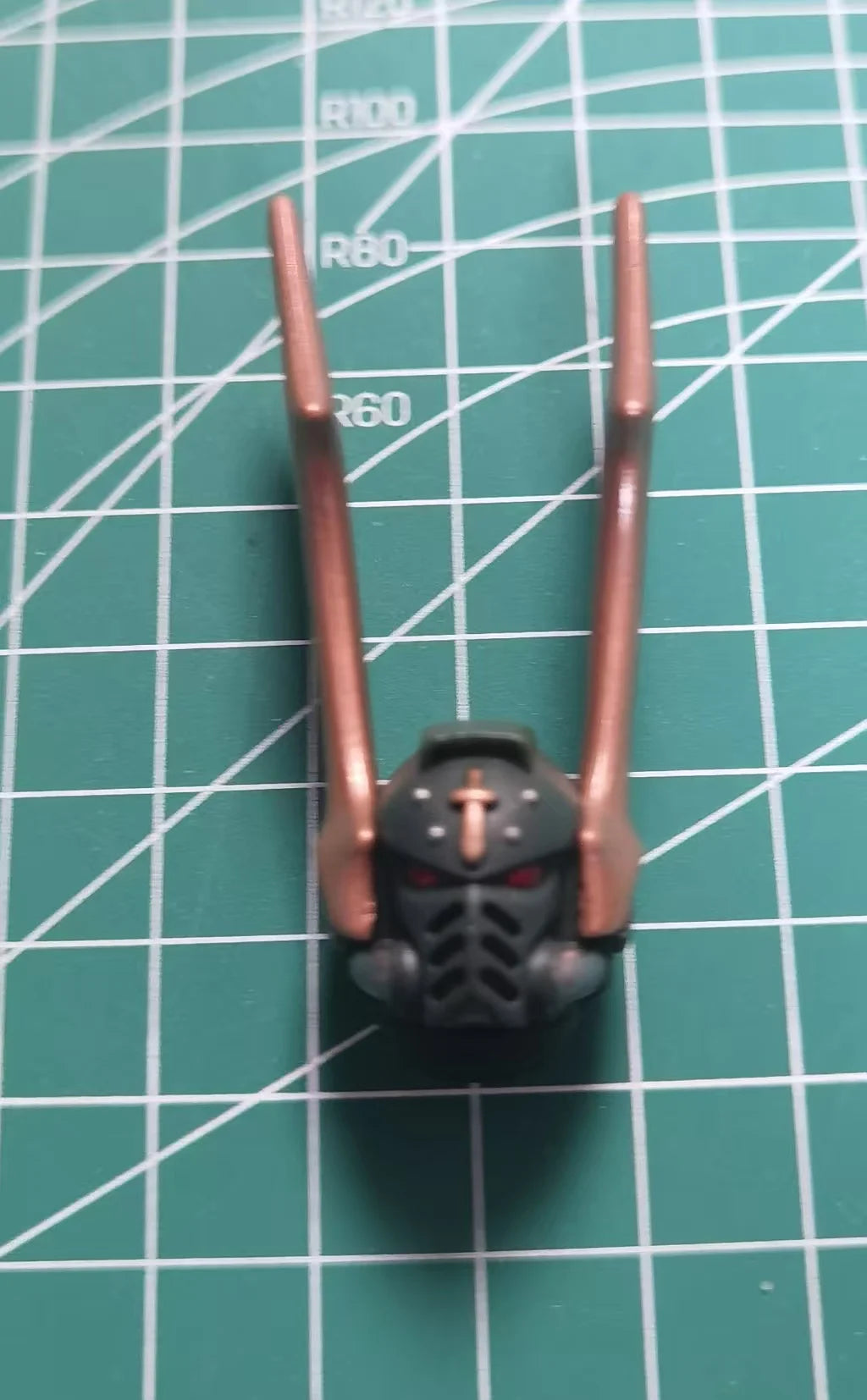 【На склад】 JOYTOY Warhammer 40K 1/18 Екшън фигурка Dark Angels Master Lazarus Модел играчка момче подаръци 3.75 инча