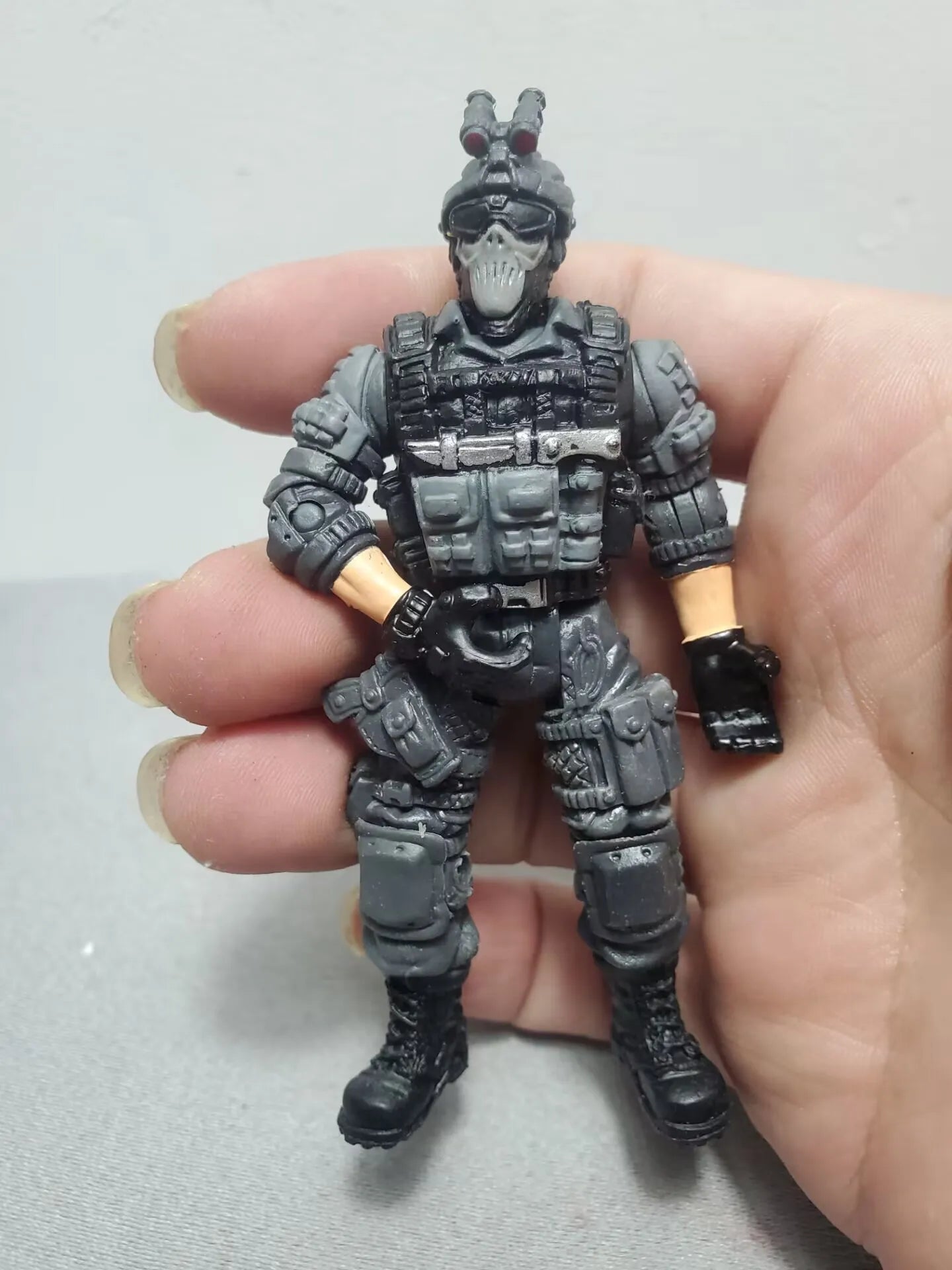 9cm 3.75" Solider Farmer Worker Military Police Action Figure Limite Collection Pirate Player Model Toy Gift for Kid Child Adult