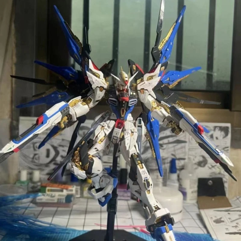 Xun Xin Model Mgex 1/100 Strike Freedom Assembly Model Movable Joints High Quality Collectible Robot Kits Models Kids Gift