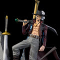 Bandai Banpresto One Piece Top Battle Style King Theatrical Version Dracule Mihawk Hawkeye Peripheral Ornaments Аниме фигурка
