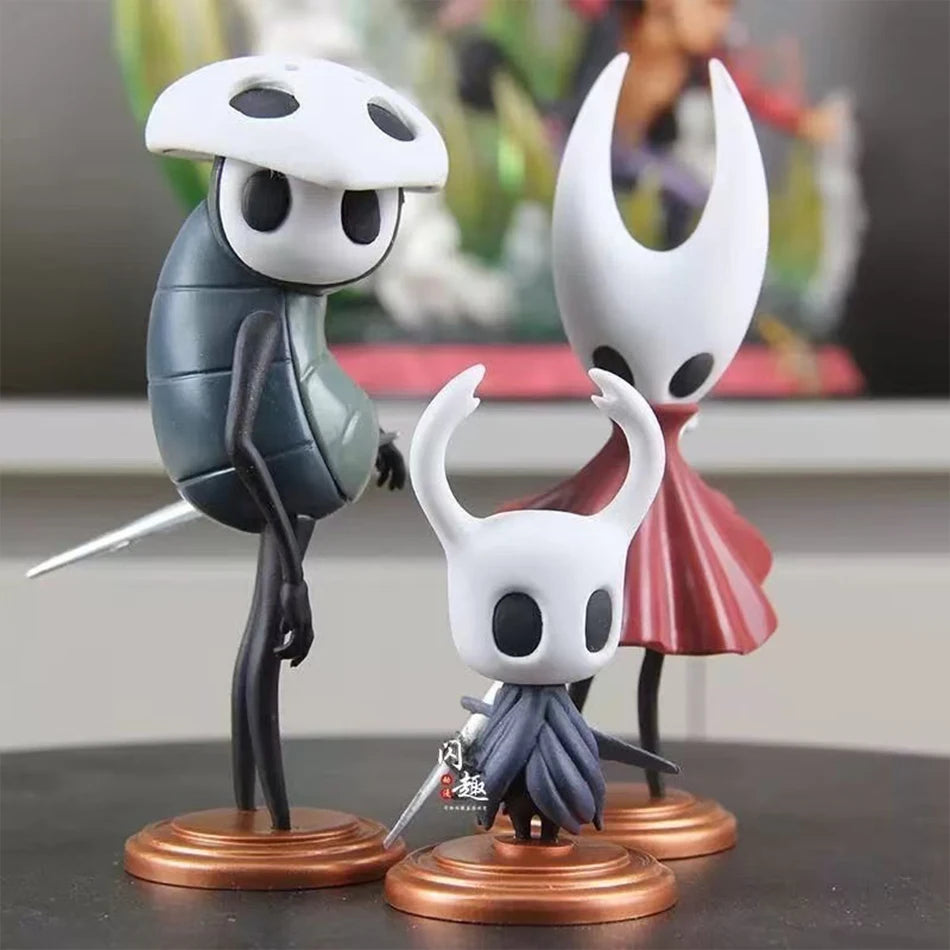 Hollow Knight Three Swordsmen Game Garage Kit Battle Car Cake Desktop Models Chassis Decorations Exquisite PVC Figurines Boy Toy
