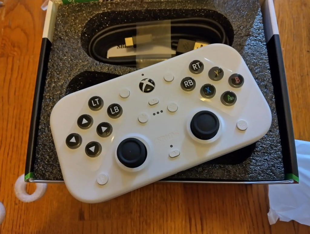 Official Original New for 8BitDo Lite SE 2.4G Wireless Controller for Xbox Series X|S, Xbox One, Windows 10/11 spot