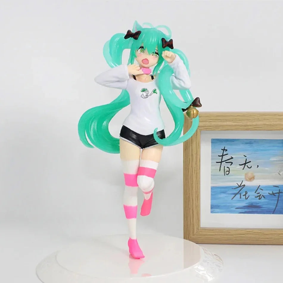 19cm Sexy Girl Hatsune Miku Anime Figure Fashion Subclture Miku Action Figure Room Decorations PVC Collection Model Doll Toys