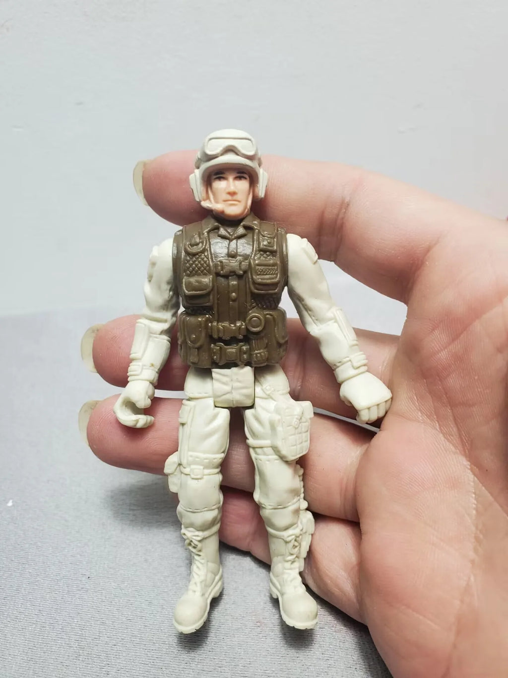 9cm 3.75" Solider Farmer Worker Military Police Action Figure Limite Collection Pirate Player Model Toy Gift for Kid Child Adult