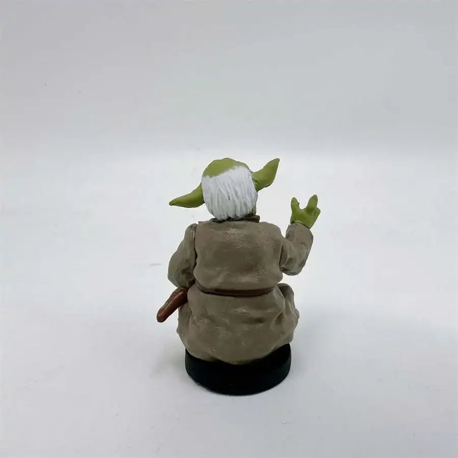 Star War Master YODA Statue 7cm Figure Action Ornament for Car or Desk DecorToys