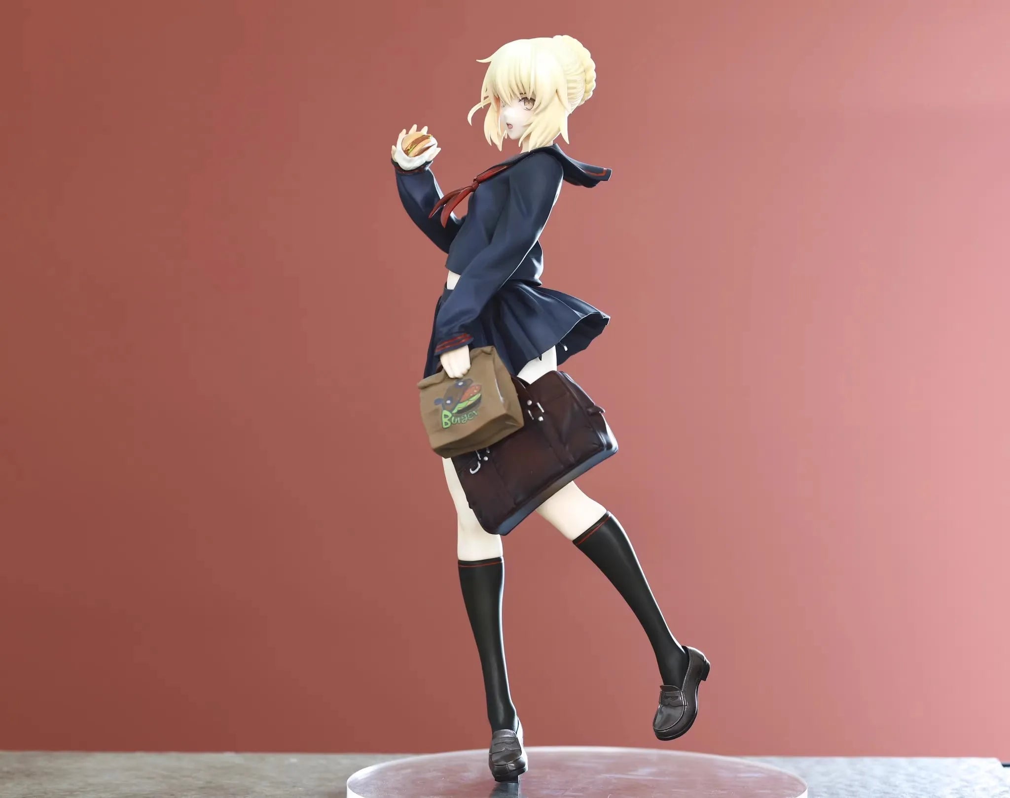 GK 1/6 Scale Anime Female WF2019s Burger King Fate Sabers School Uniform White Resion Model Unpainted Assemble DIY Toy