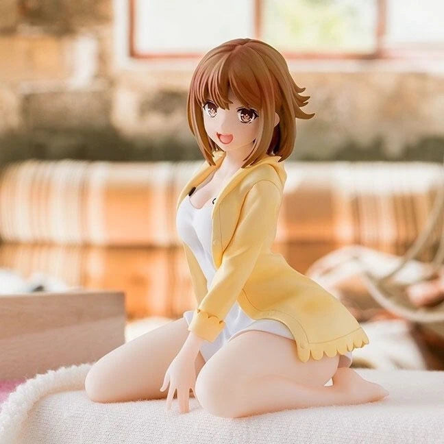 Liesa Lin Anime Figure Male Gift Beautiful Girl Car Decoration Static PVC Model Toy from Japan for Adult Collectors
