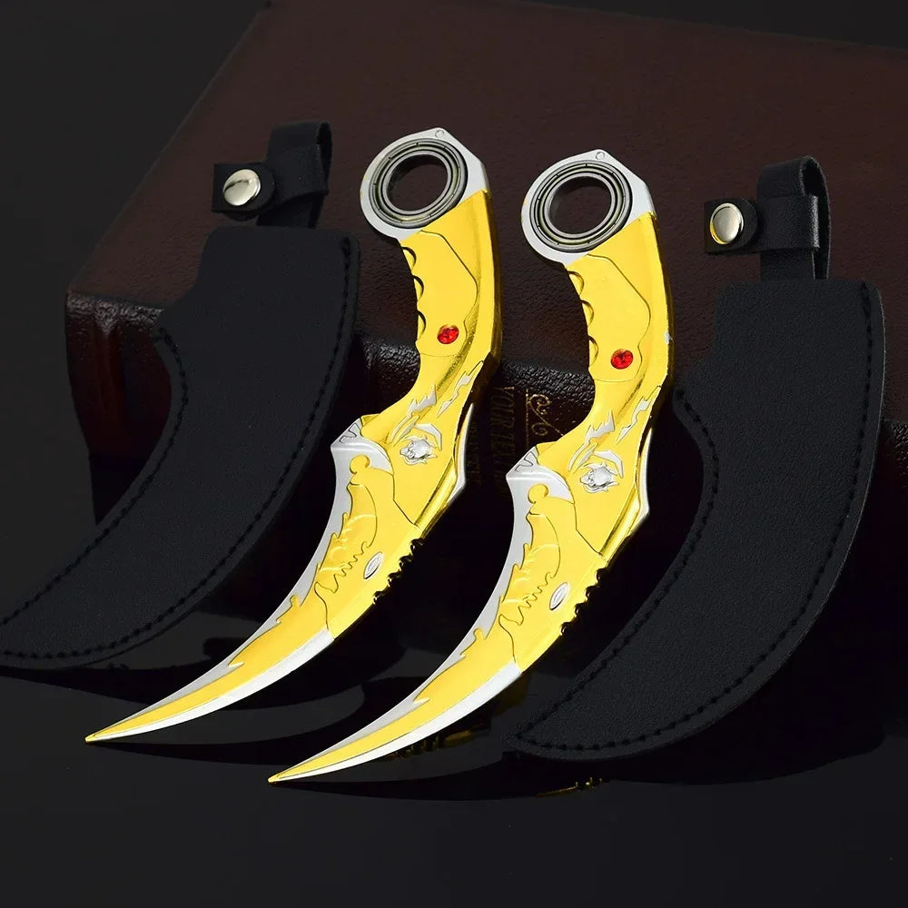 17CM Karambit Игра Живот и смърт Периферна Тъмна Луна Двойни Шипове Метален Модел Безопасност Мили Тери Влак Нож Играчки Меч Момче Подарък