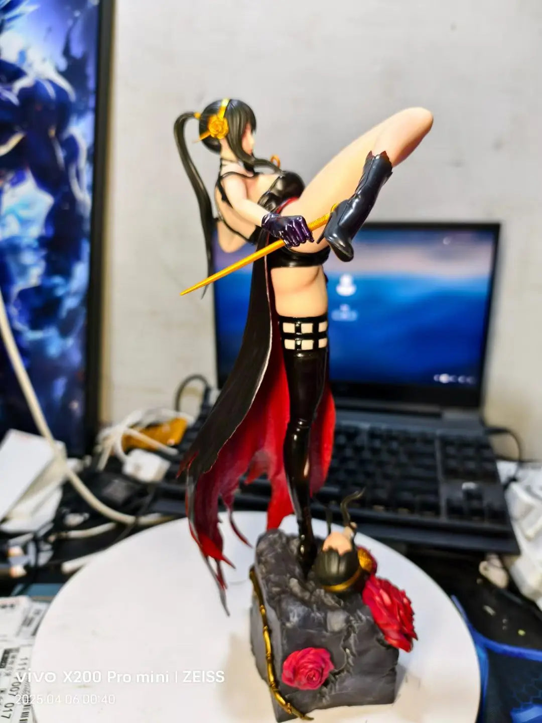 37cm SPY FAMILY Anime Figure Yor Forger Figures Collectible Model Toys Yor Forger Beautiful Girl Desk Decor Boys Customized toys