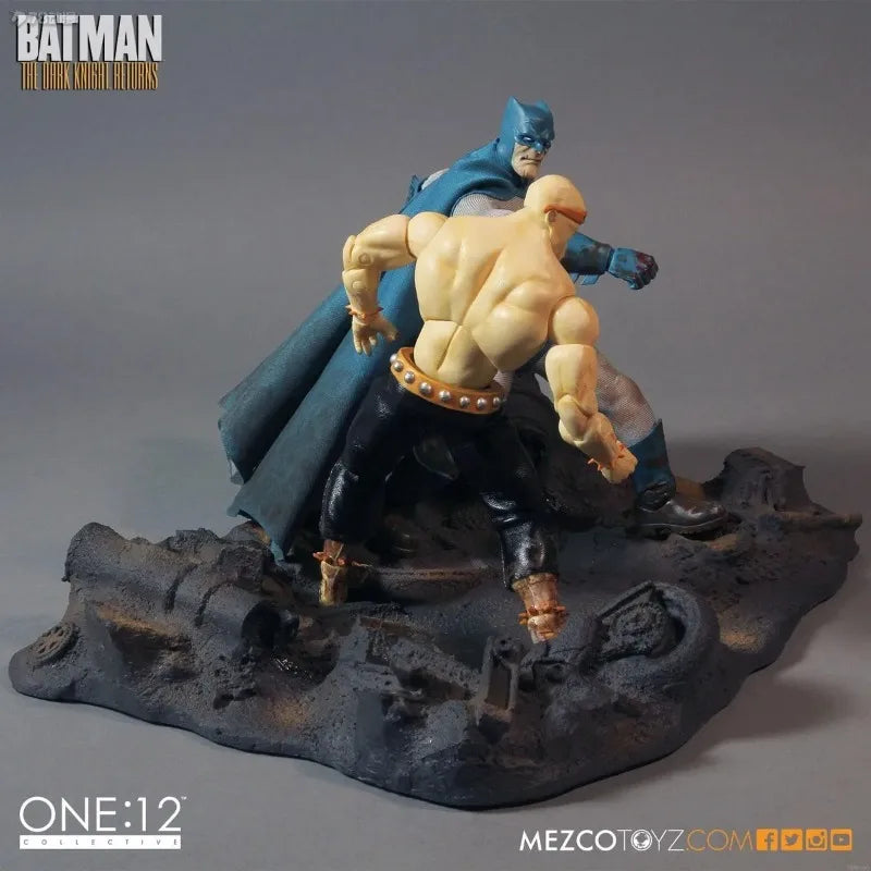 Mezco Toyz Original 1/12 Collectible Movable Batman The Dark Knight Returns Batman Vs. Mutant Leader Action Figure Toys Gifts