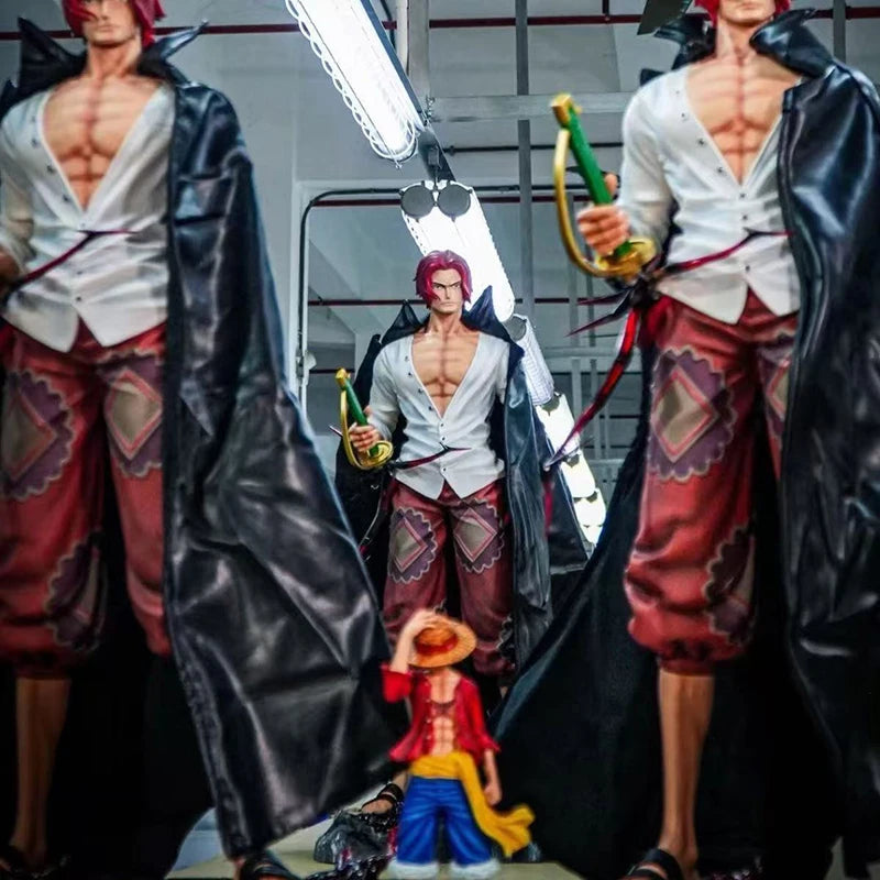 Große One Piece Anime-Figur mit roten Haaren, Shanks, Sammlerstück, Tischdekoration, Action-Spielzeug, Modell, spielbar, Geschenk aus Japan, Fans, Geschenke
