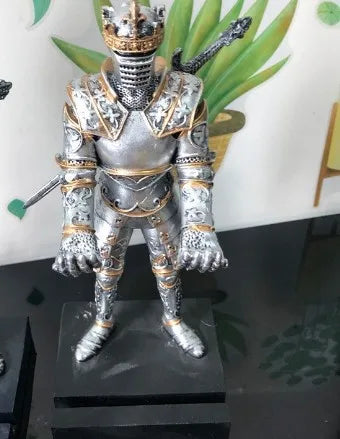 In Stock Avengers Green Armor Soldier Spartan Warrior Sergeant Anime Figure Mobile Phone Holder PVC Model Doll Toy Gifts