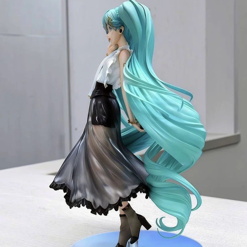 New High Quality 27cm Hatsune Miku Nt Style Casual Wear Vervocaloid Collections Model Toy Figures Fashion Birthday Gift ﻿