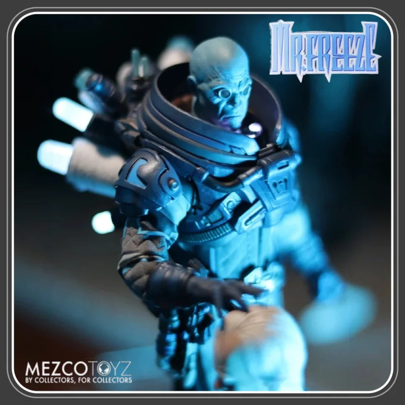 Original Mezco One:12 Series Batman Mr Freeze Action Figure Collectible Deluxe Set Villainous Character Luminous PVC Toys Gift