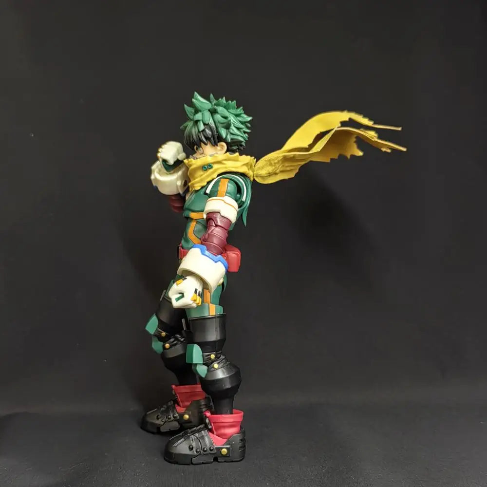 My Hero Academia SHF Anime NEW Handmade Midoriya Izuku Yellow cloak clothes Built In Iron Wire Is Suitable for 1/12 Toys