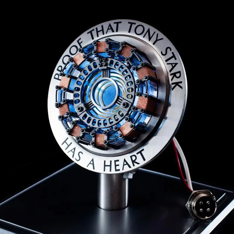 Отмъстителят Iron Man Mk1 Arc Reactor Тони Старк Сърцето на Марк Фигура LED Светлинен Модел Супергерой 1:1 Косплей Играчки Нагръдник Детски Подарък