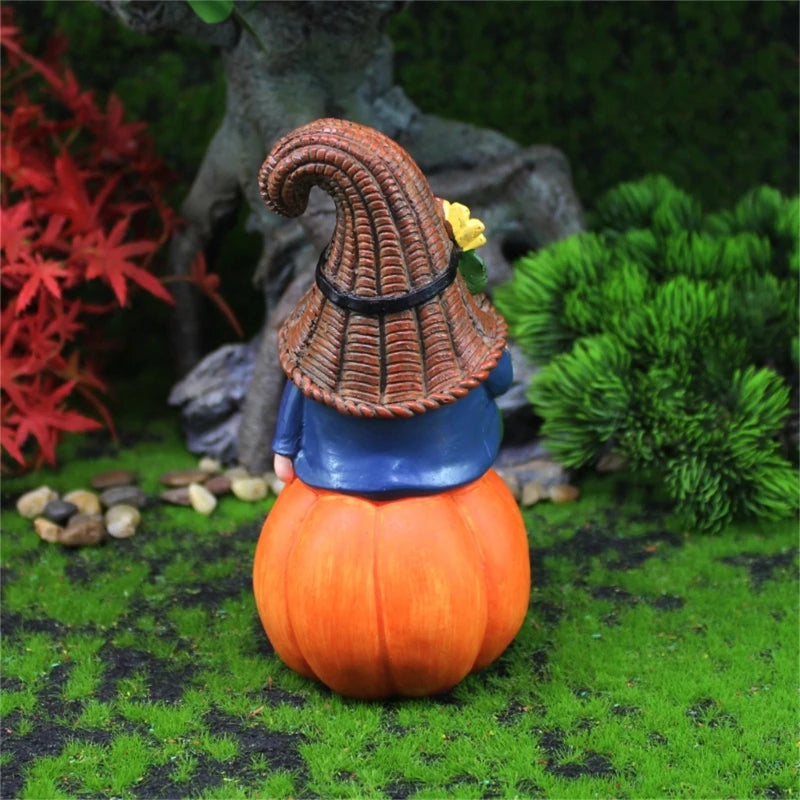 Pumpkin Gnomes Garden Statue Resin Desktop Lawn Ornaments Outdoor Garden Decoration Fall Gnomes Figurine Thanksgiving
