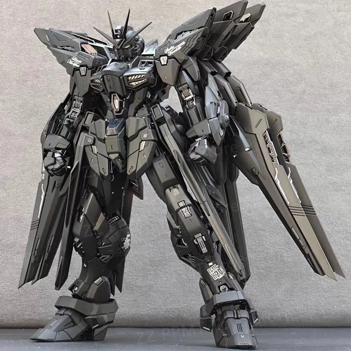 New Changlong 7701 Mgex Zgmf-X20a 1/100 Strike Freedom Black Assembly Model Kits Plastic Skeleton Kits Action Figure Gifts Toys