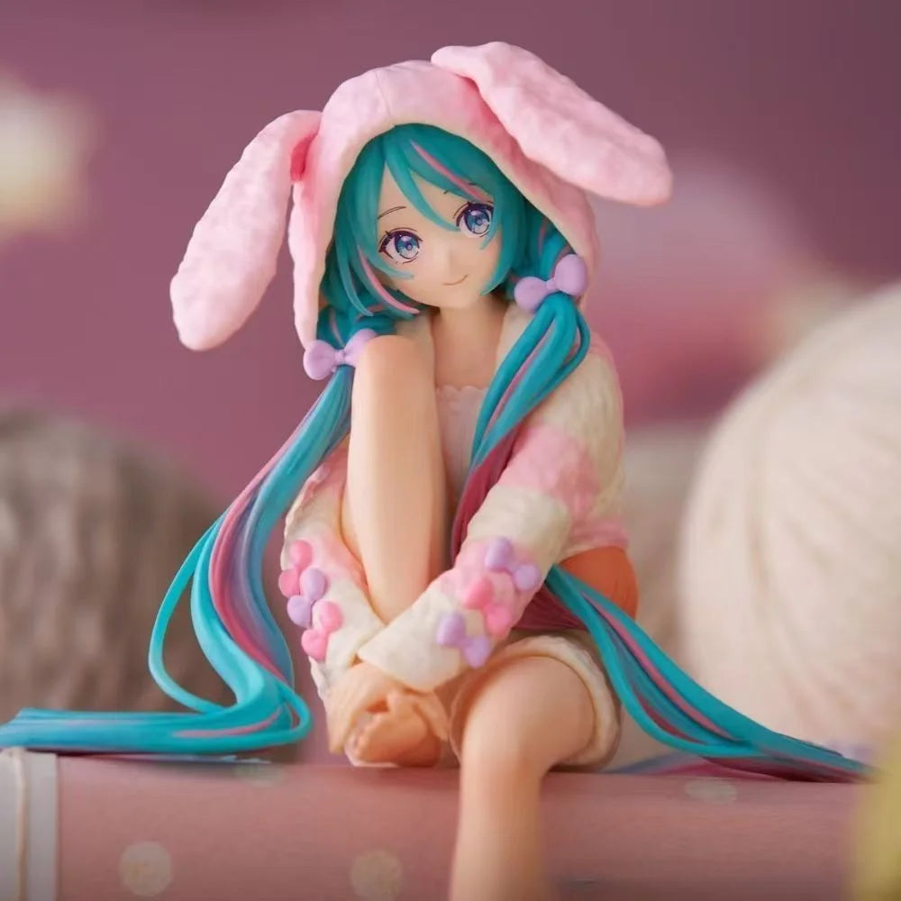 Anime HATSUNE MIKU Figur 15CM Kaninchenohr-Pyjama Modell Spielzeugpuppe Nudelstopper PVC Sammler-Actionfigur Geschenk für Fans