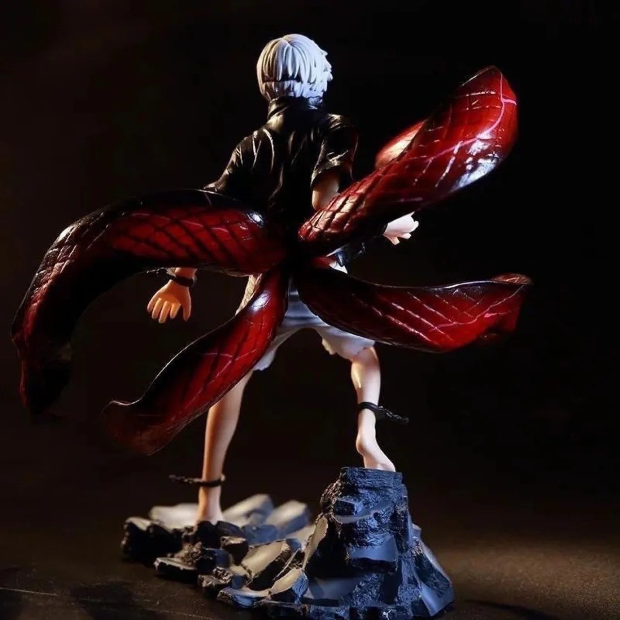 Tokyo Ghoul Kaneki Ken 21cm Figure Mask Model Doll Anime Two Heads Statue Ornament Cool Fight Gifts Toys