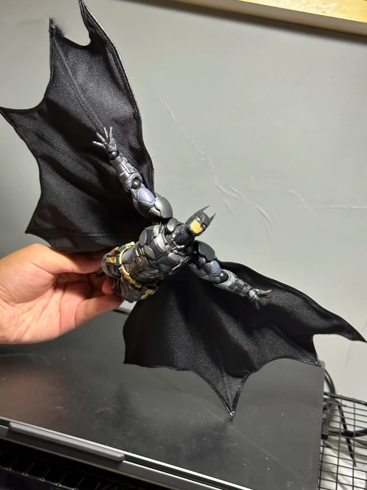 Factory Kaiyodo Amazing Yamaguchi Revoltech Batman Arkham Knight Ver. Anime Action Figures Collection Ko Figure Model Custom Toy