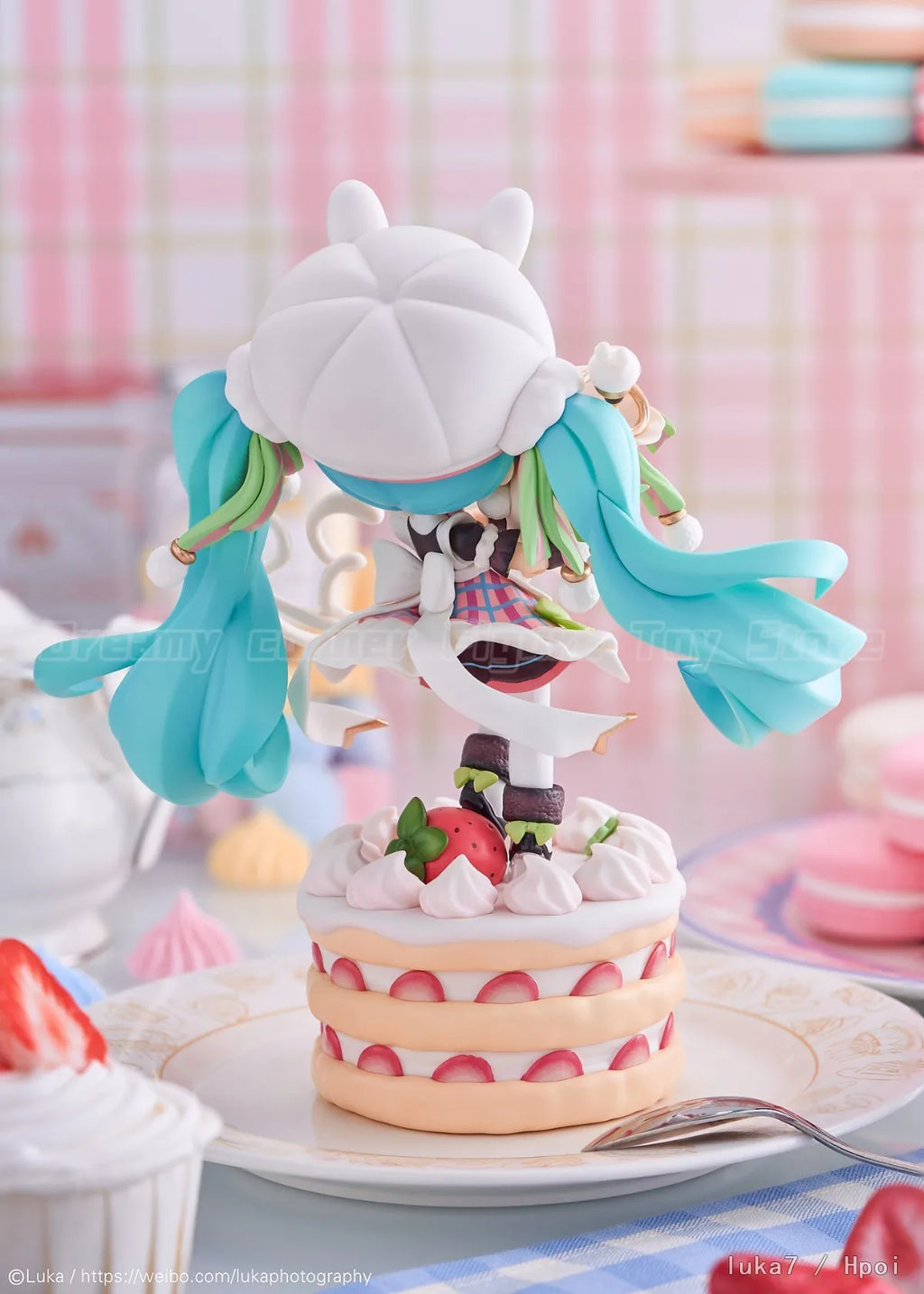 【In Stock】BEBOX Piapro Characters Hatsune Miku 39 Yan Ye Ver Figure Toy Ornament