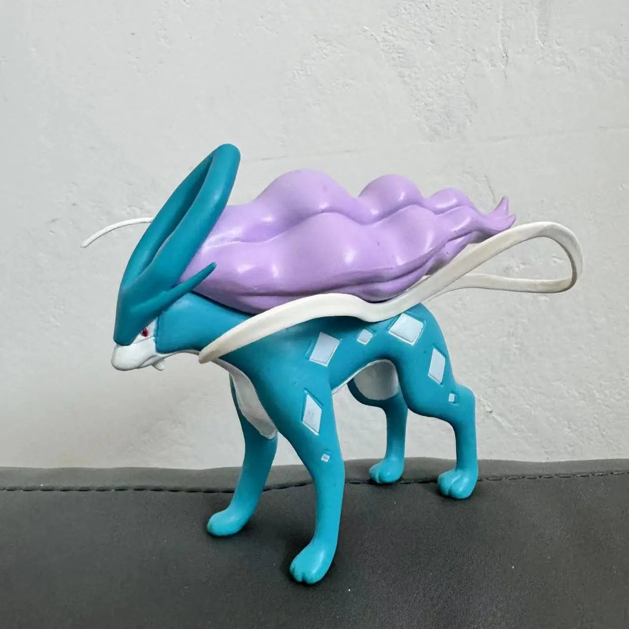1：20 Scale World CANDY TOY Suicune Entei Raikou PB Limited Action Figure Model Toys