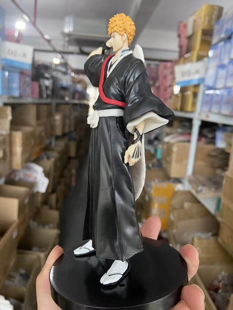 18.5cm BLEACH Anime  Hitsugaya Toushirou Zaraki Kenpachi Kurosaki Ichigo Action Figure Collectible Model Toys Japanese Dolls