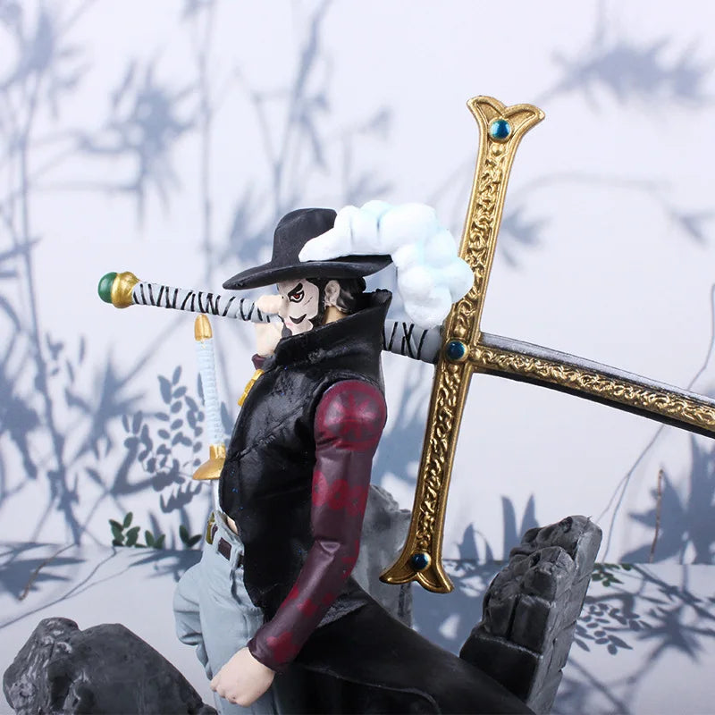 Cartoon One Piece Dracule Mihawk figurine Combat ver. PVC Anime Action Figure Collection Collectible Model Toys Gift