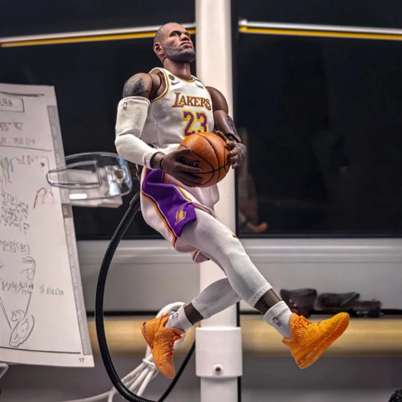 Original 1\9 Basketball Star Lebron James Enterbay Mobile Doll Series Action Figure Model Toys Movable Model Kit Lovers Boy Gift