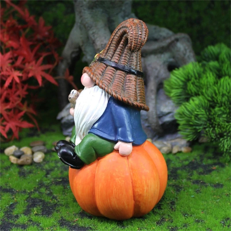 Pumpkin Gnomes Garden Statue Resin Desktop Lawn Ornaments Outdoor Garden Decoration Fall Gnomes Figurine Thanksgiving