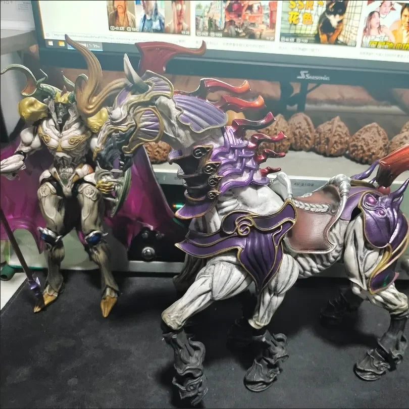 in stock PLAY ARTS Modified  Fl Ft Odin Ancient God of War PA Modified Movable Figure Boxed Model birthday present