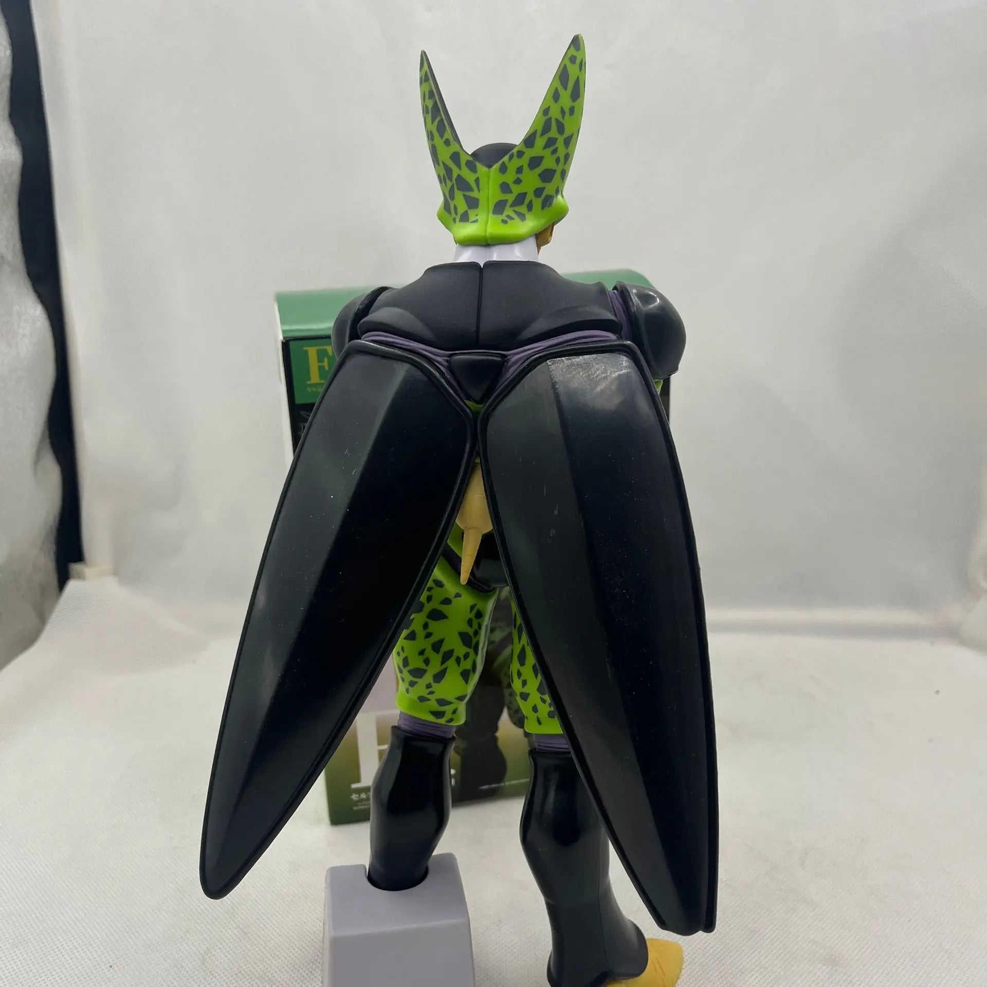 32CM Anime Dragon Ball Standing Cell Action Figures Gk Figurine Pvc Model Doll Collectible Decoration TOYS Gifts