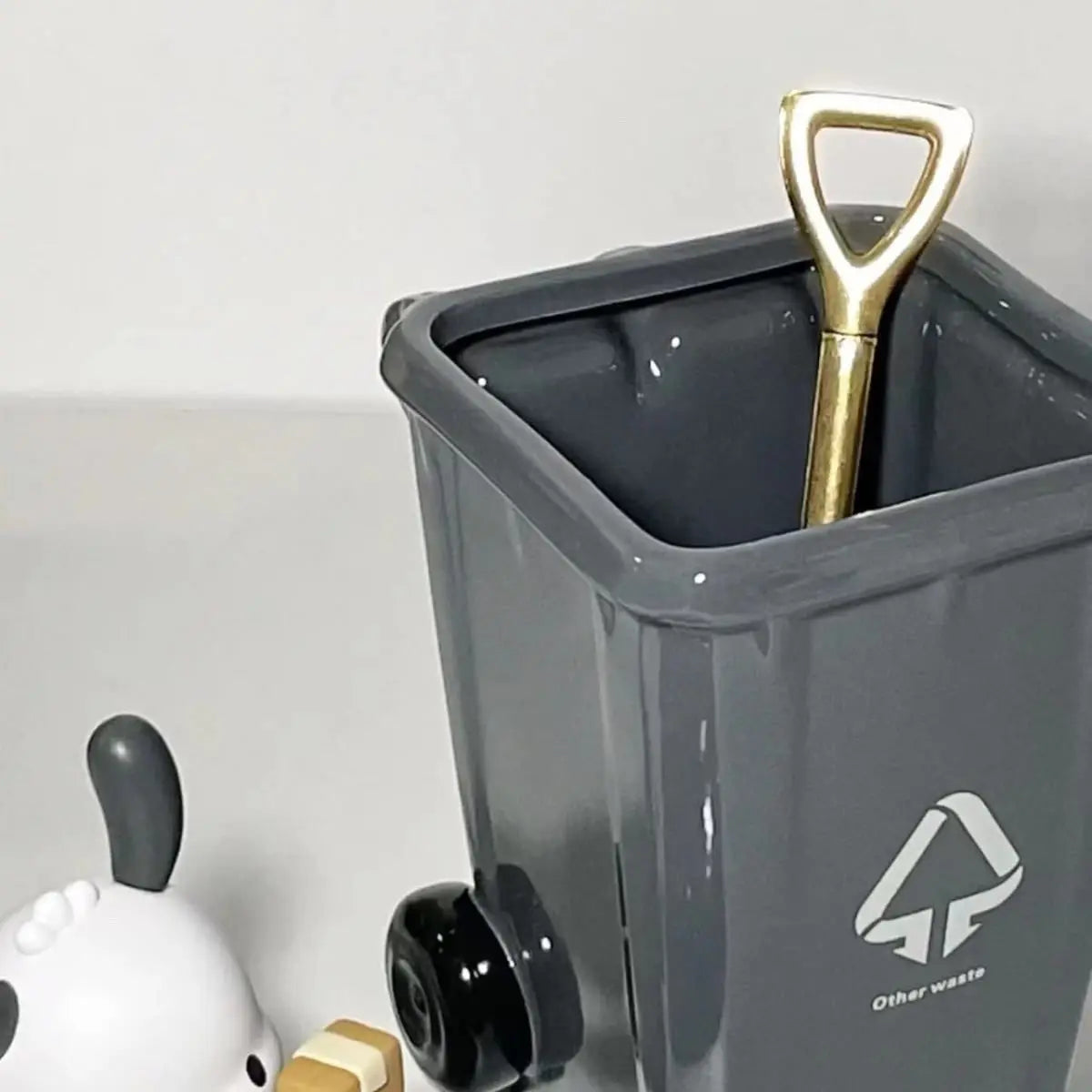 Funny Trash Can Ceramic Mug, Trendy Green Office Coffee Mugs, Breakfast Milk Oat Cups, Couple Water Cup,Birthday Gift Kawaii Cup