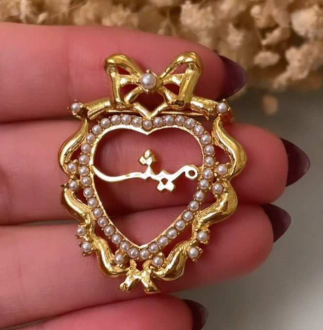 Customized Arabic jewelry Highend products of traditional clothing Status symbol jewelry for newborns