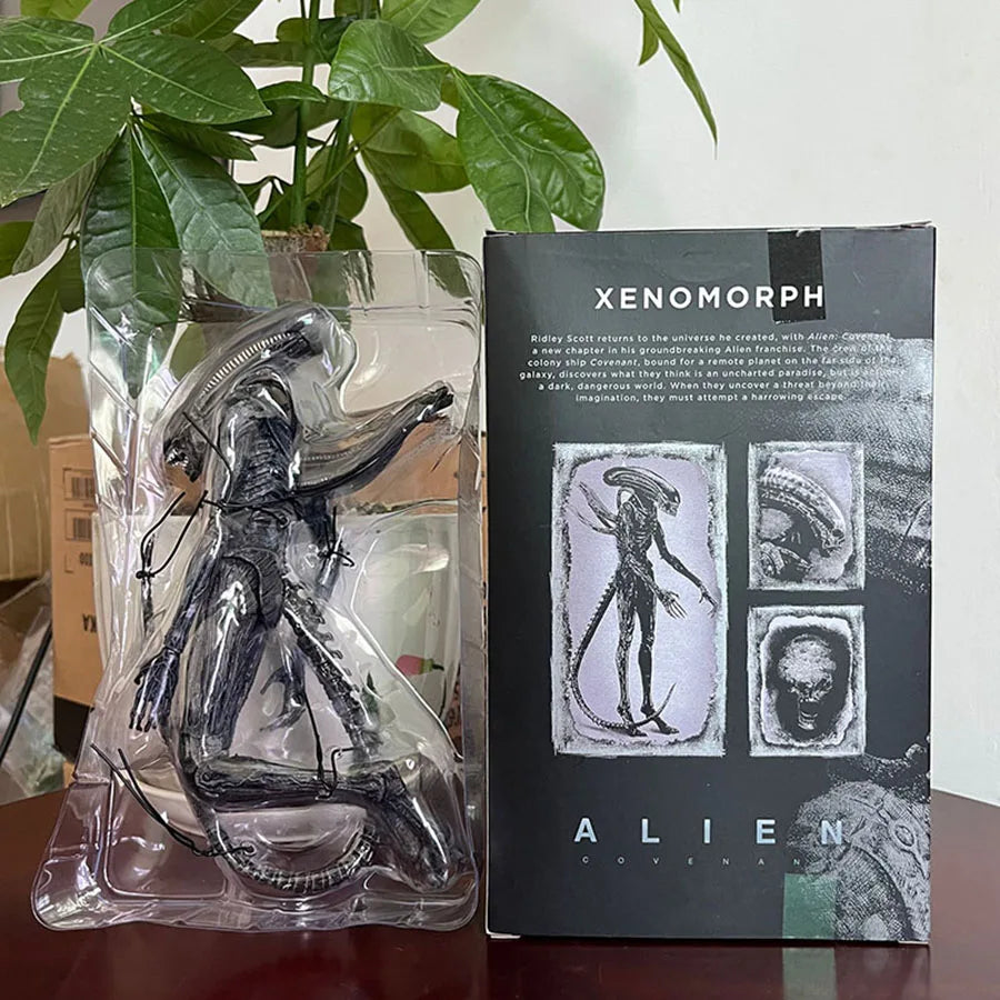 AVP Aliens Predator Alien Xenomorph PVC Action Figure Alien Neomorph Creature Pack Action Figures Toy Doll Gifts