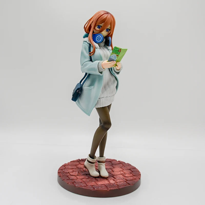 26cm The Quintessential Quintuplets Anime Girl Figure Miku Nakano Action Figure Ichika/Nino Nakano Figurine Model Doll Toys Gift