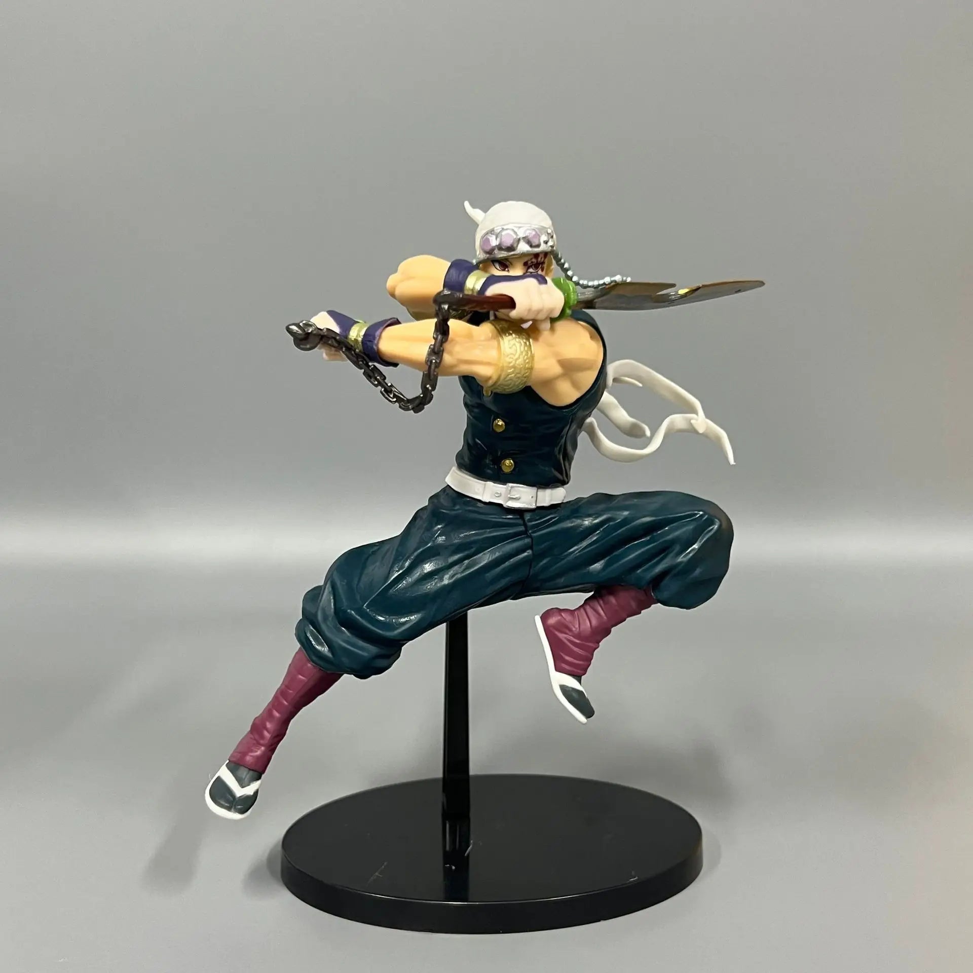 Toy figures, original toys, demon slayers, anime statues, gifts, cool desktop small ornaments, birthday gifts