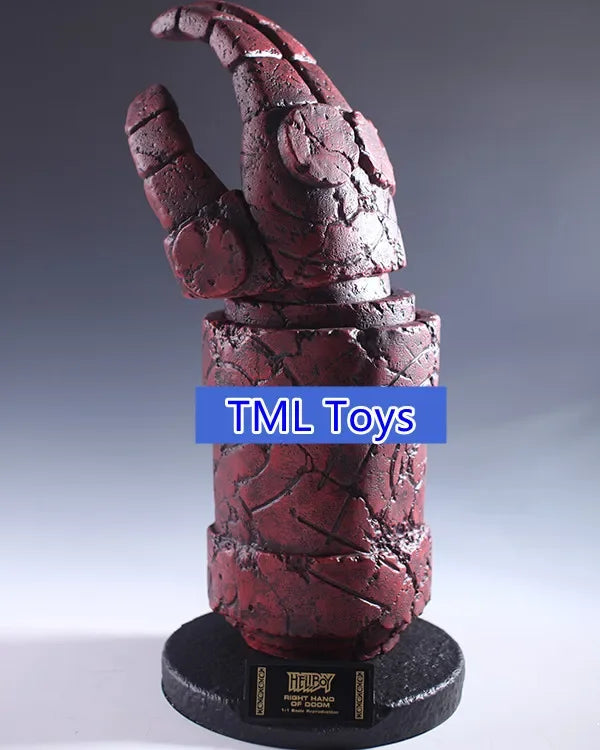 1:1 Scale prop Right hand of DOOM Hellboy resin action figure statue Collection Model Toy wearable gloves put on table gift