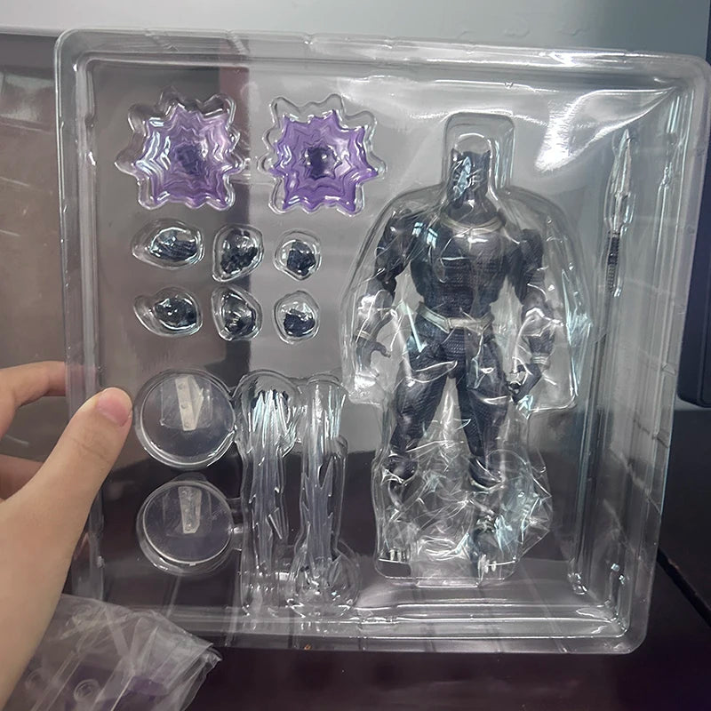 Yamaguchi Black Panther Figure King of Wakanda Action Figures Mafex Black Panther 091 Model Toys Collection Doll New Year Gift