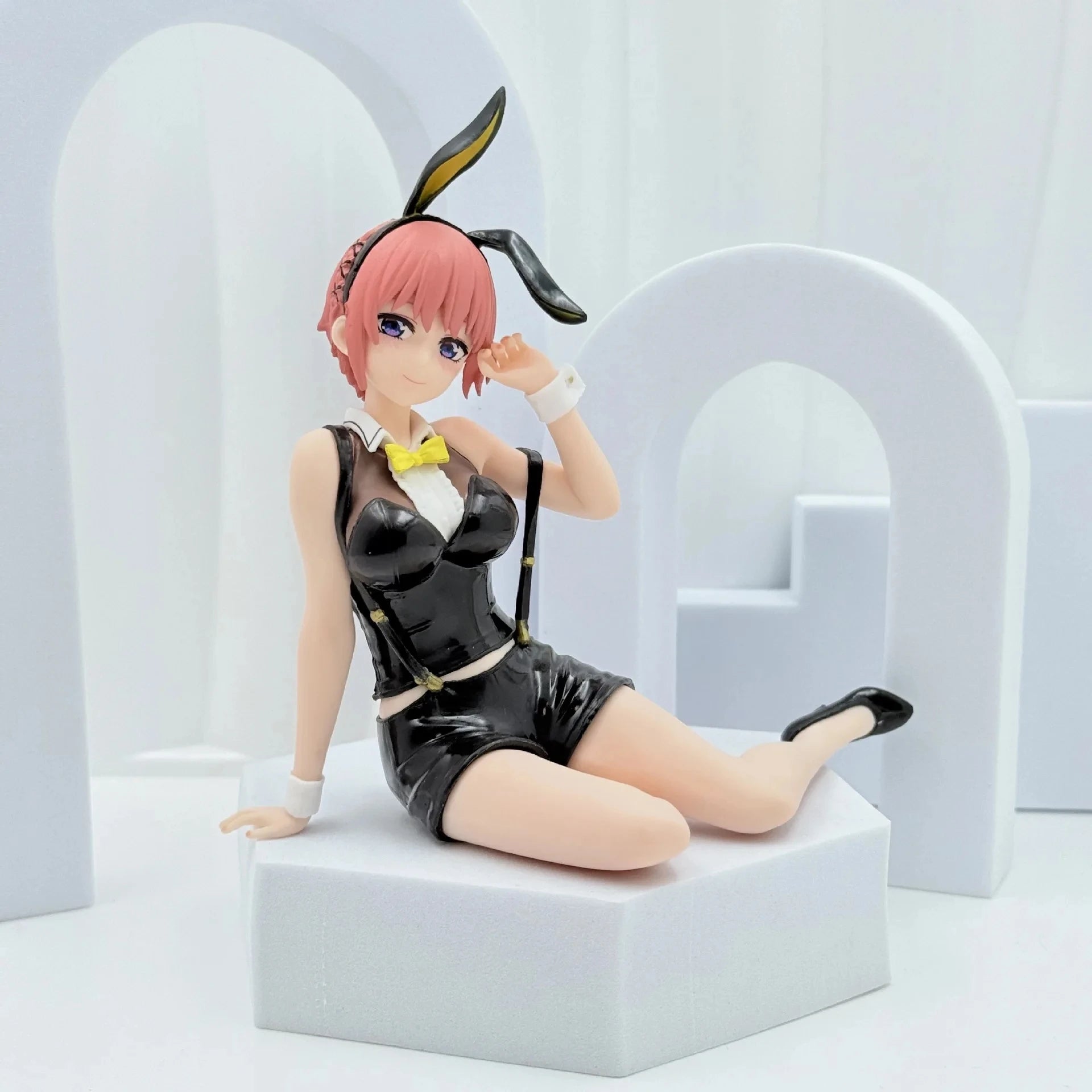 13CM Anime The Quintessential Quintuplets Nakano Nino Figure Bunny girl style Sitting Desktop Ornaments Action Model Doll Toy