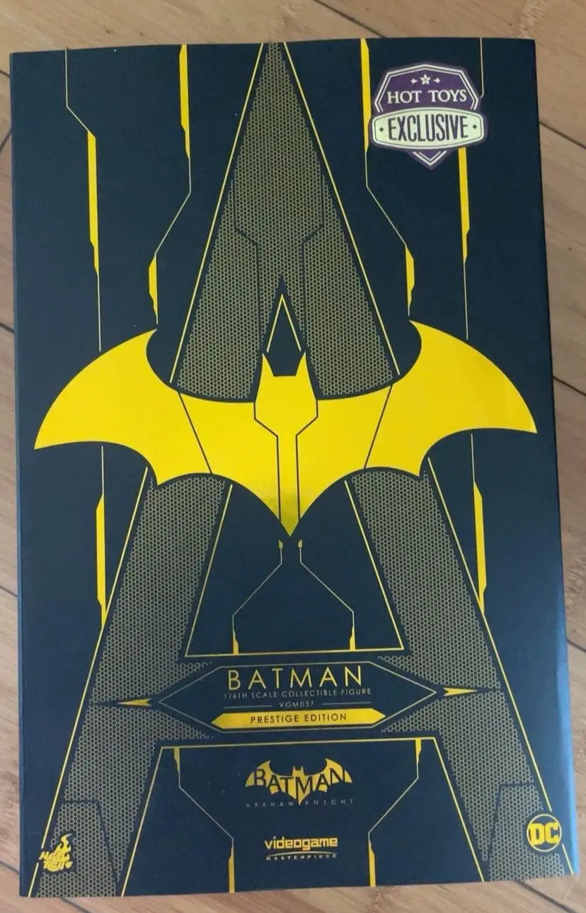 In Stock HT HotToys Arkham 1:6 Doll Model Future Batman VGM39 Black Gold Batman VGM64 Movable Figure Collectible Gift