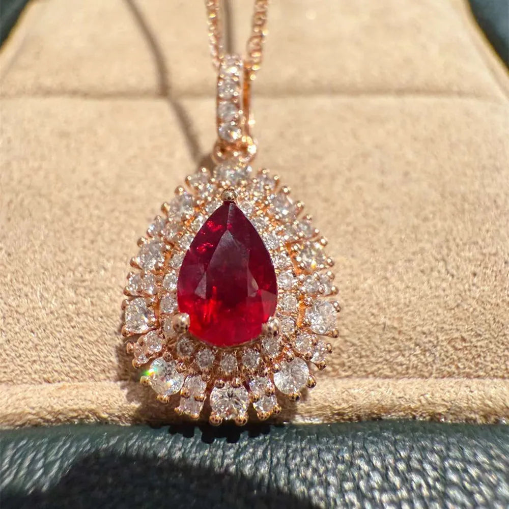 Shelly Echt 18 Karat Massivgold AU750 Schmuck Natürliche Diamanten Lebendiger roter Edelstein Rubin Wassertropfen Anhänger Halsketten für Frauen