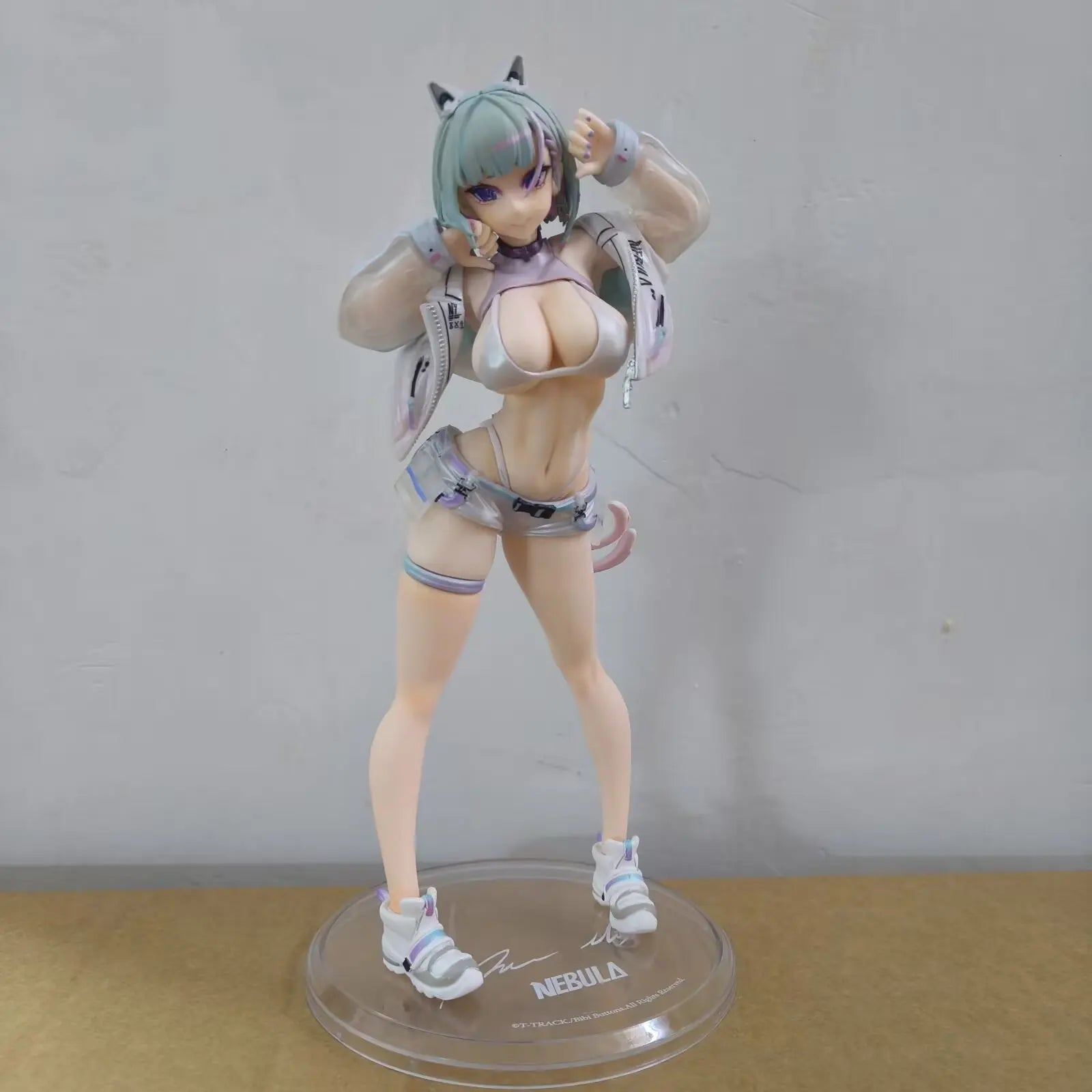 26cm Near Future Cat MIU Anime Figure Cat Demon Pretty Girl Figurine Pvc Collection Statue Model Room Ornament Desk Toys Gift